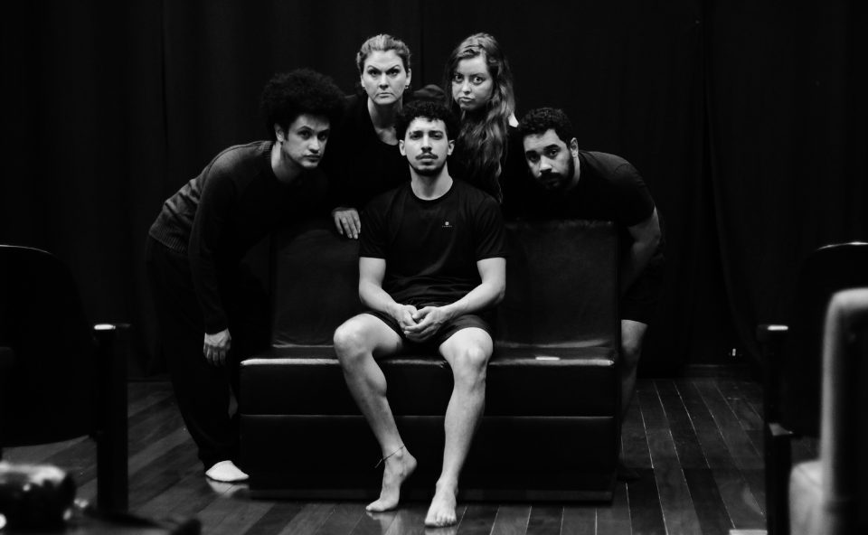 A_Caminho_do_Kastelo_teatro_curitiba