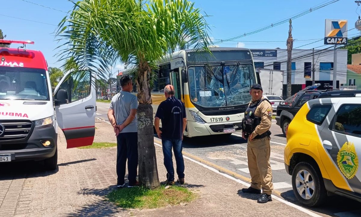 acidente-onibus-pinhais-criancas-feridas
