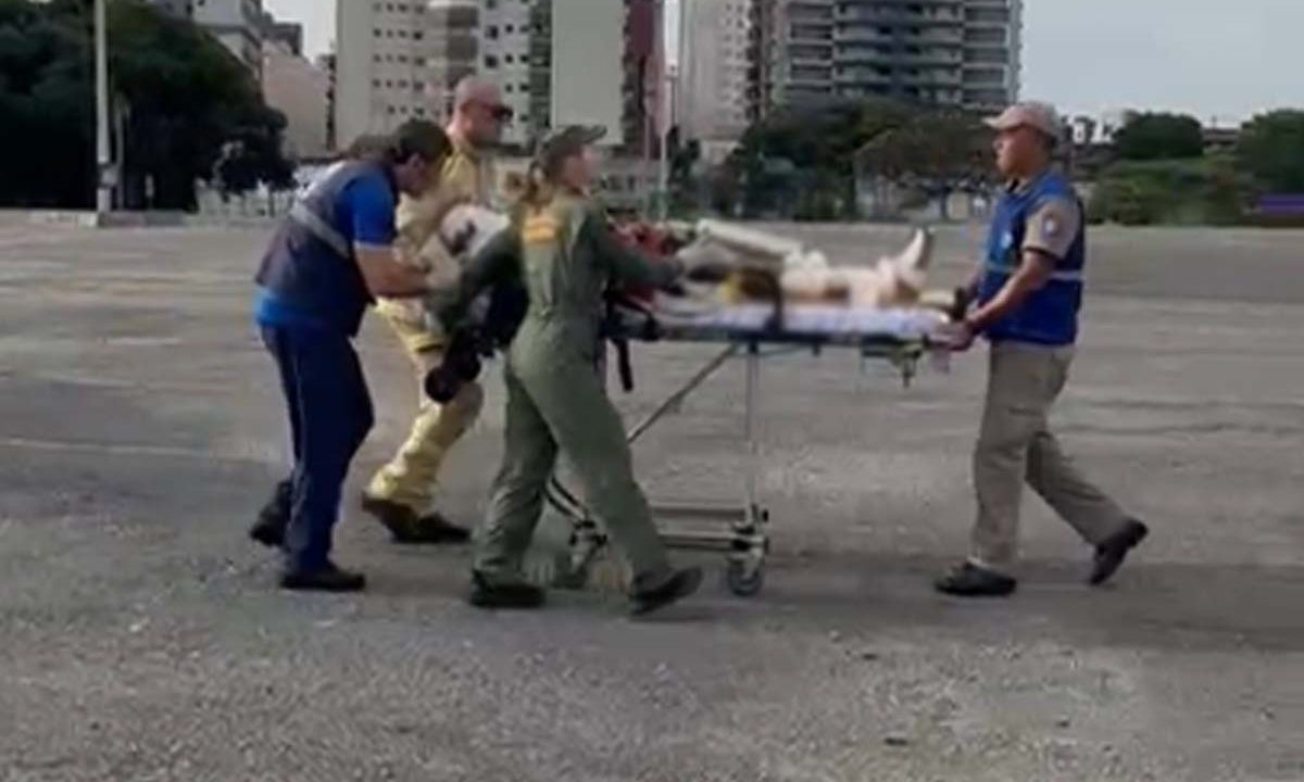 momento-motociclista-socorrido-linha-verde
