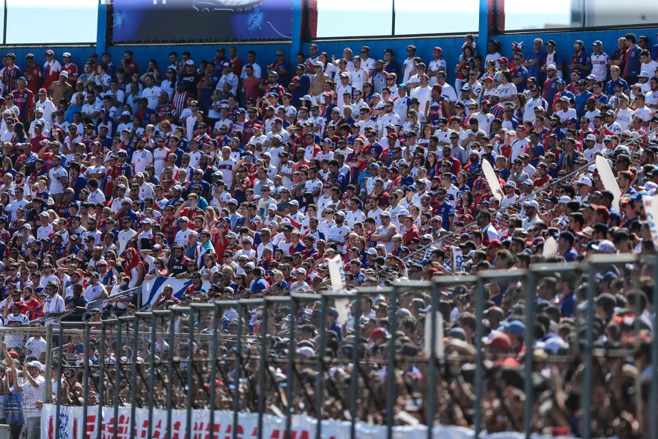 Torcida do Paraná Clube.