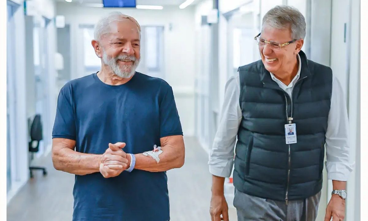 Lula-recebe-alta-hospital-após-internação-cirurgia