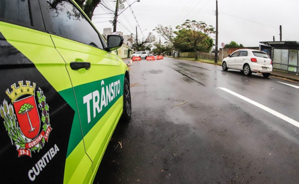 Trecho-rua-Mercês-em-Curitiba-terá-bloqueio-total-a-partir-segunda-feira