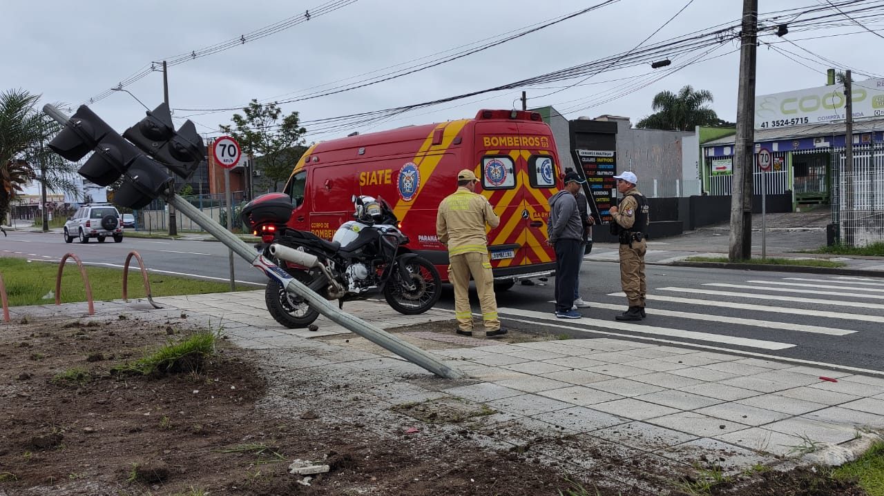 acidente-avenida-das-torres-comendador-franco-ferido