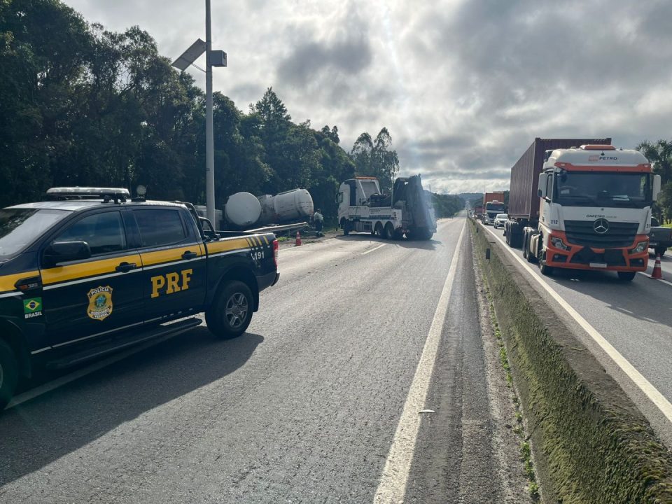 br-277-interdicao-parcial