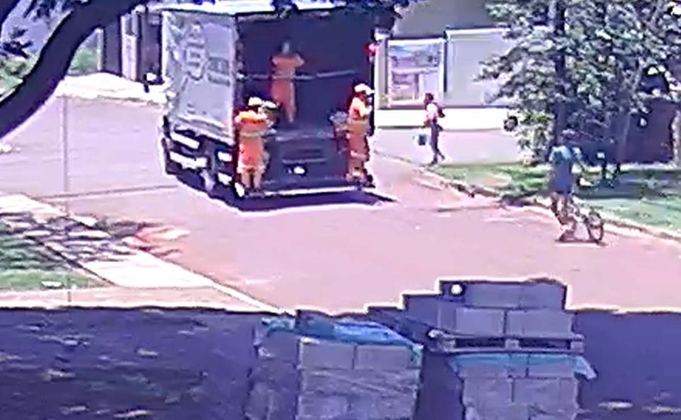 idosa-atropelada-caminhao-lixo-cascavel