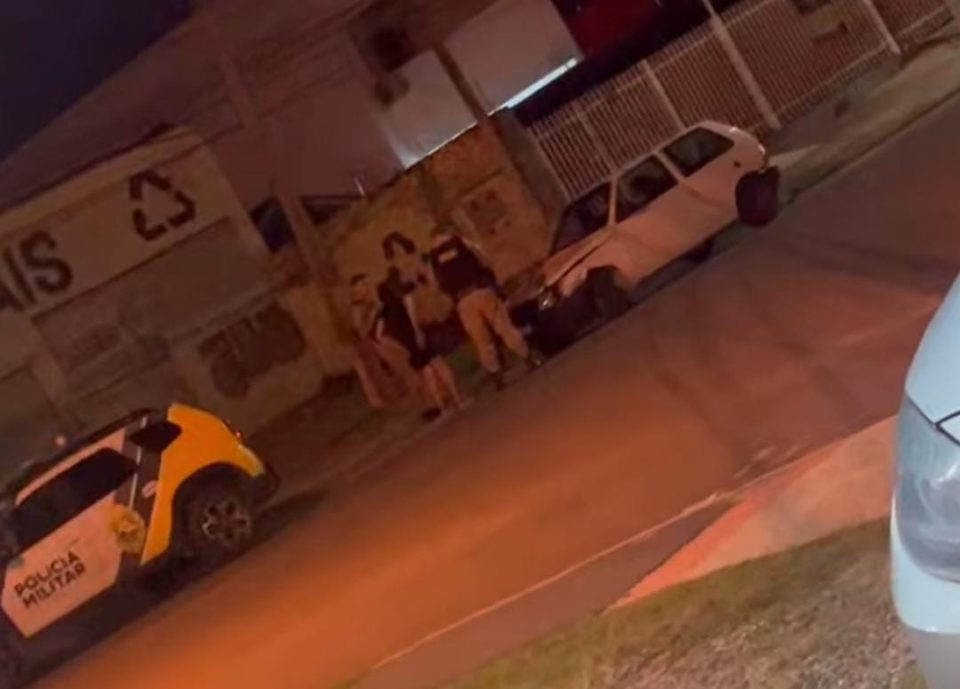 mulher-presa-embriaguez-almirante-tamandare-2