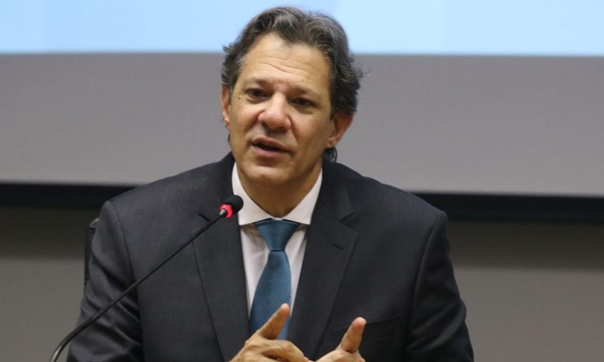 Haddad-espera-que-Brasil-chegue-em-2026-comendo-filé-mignon
