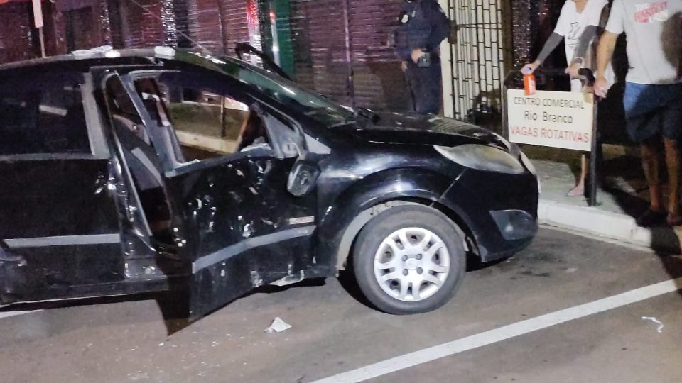 adolescente-ferido-acidente-carro-são-jose-dos-pinhais