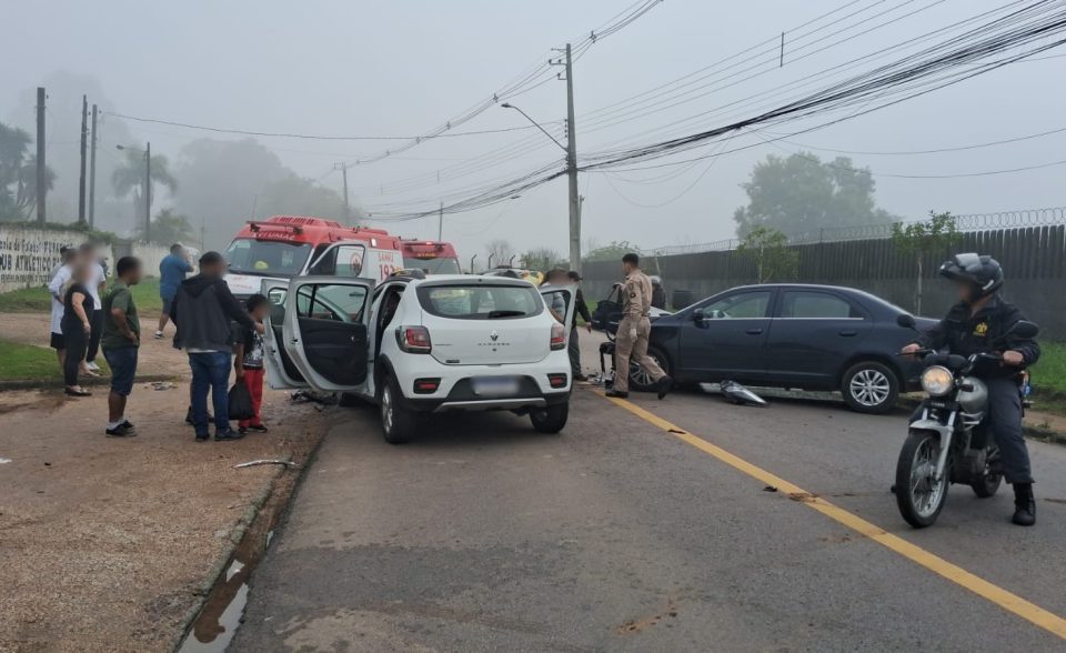 batida-carros-feridos-curitiba-5