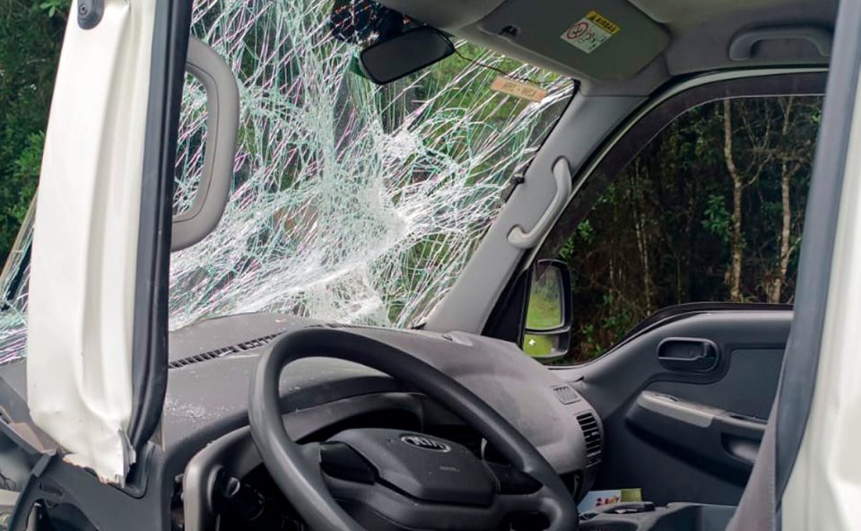 engavetamento-cinco-veiculos-pr-407-litoral-1