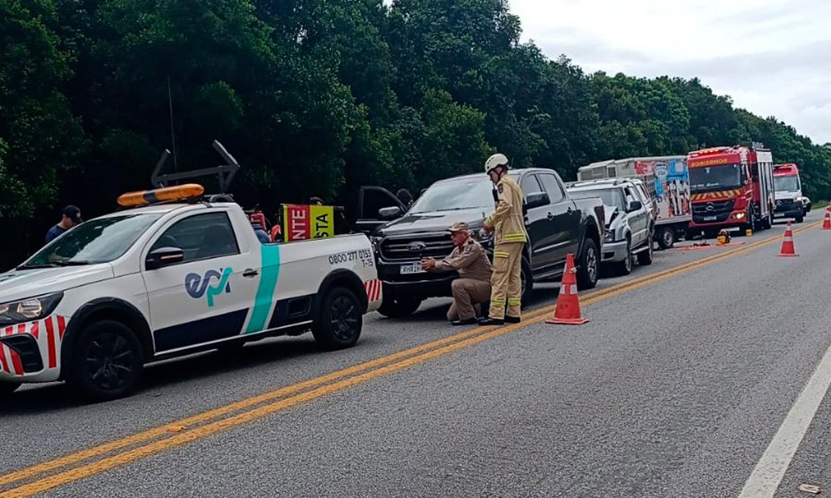 engavetamento-cinco-veiculos-pr-407-litoral-2