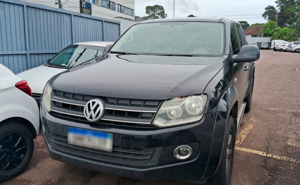 rapaz-preso-drogas-contorno-sul-amarok