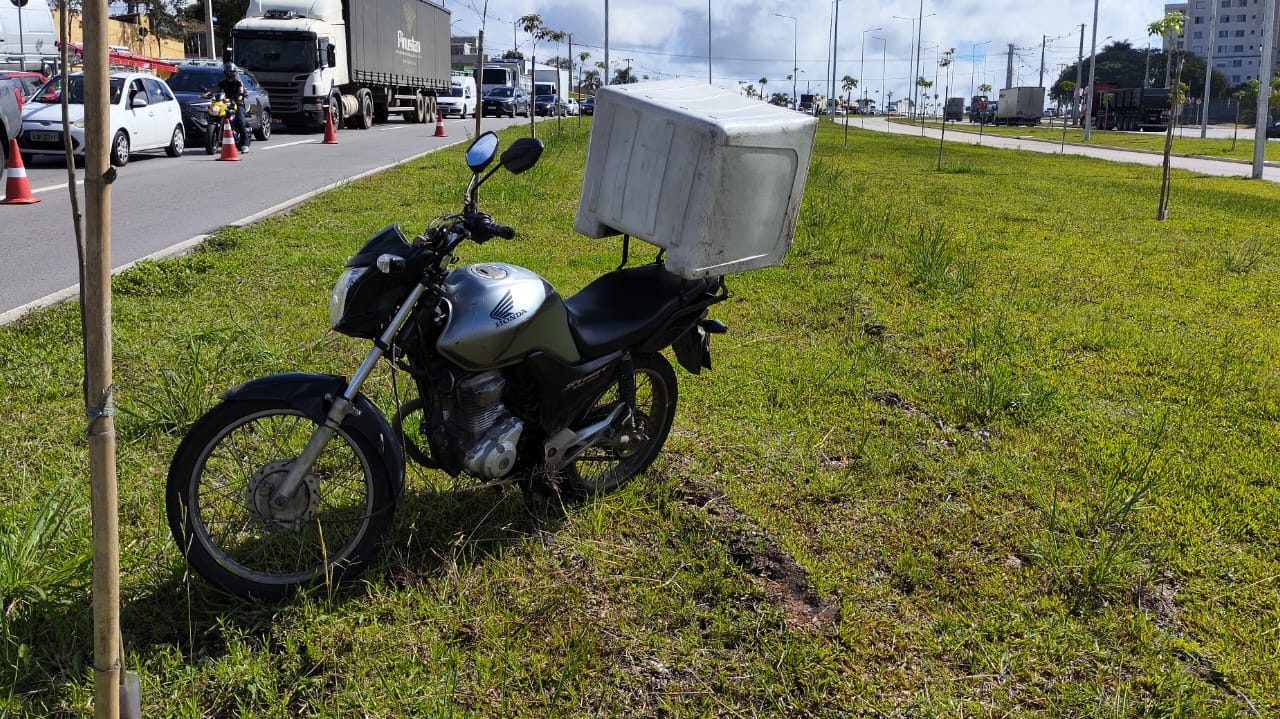 ‘acidente-carro-moto-linha-verde-2