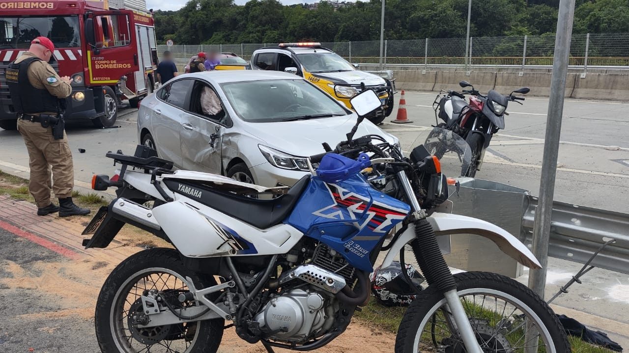 acidente-carro-moto-rodovia-dos-minerios-2