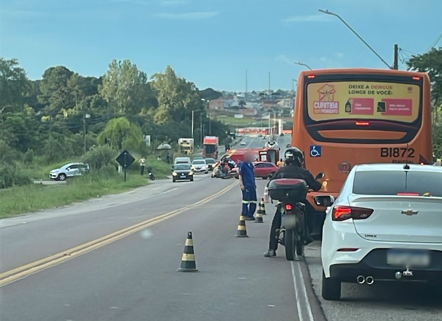 acidente-carro-moto-rodovia-dos-minérios-2