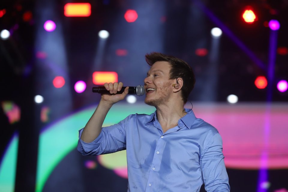 michel-telo-show-verao-maior-parana-matinhos (5)