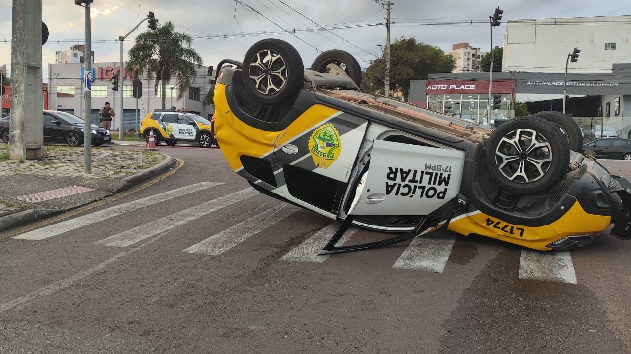 viatura-capota-acidente-são-jose-dos-pinhais-6