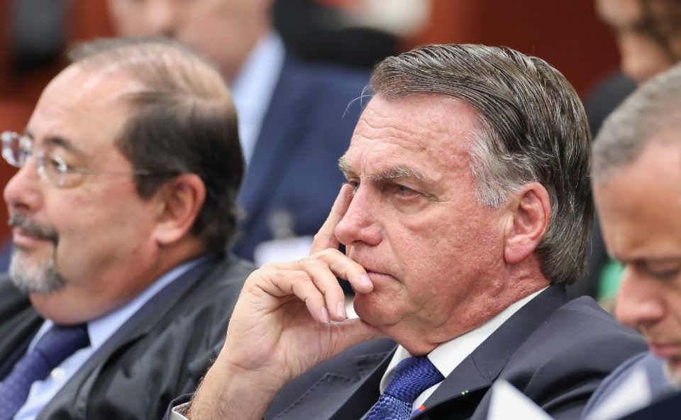 apos-tornar-reu-por-tentativa-golpe-bolsonaro-fala-teatro-processual-tira-lo-eleicoes-2026
