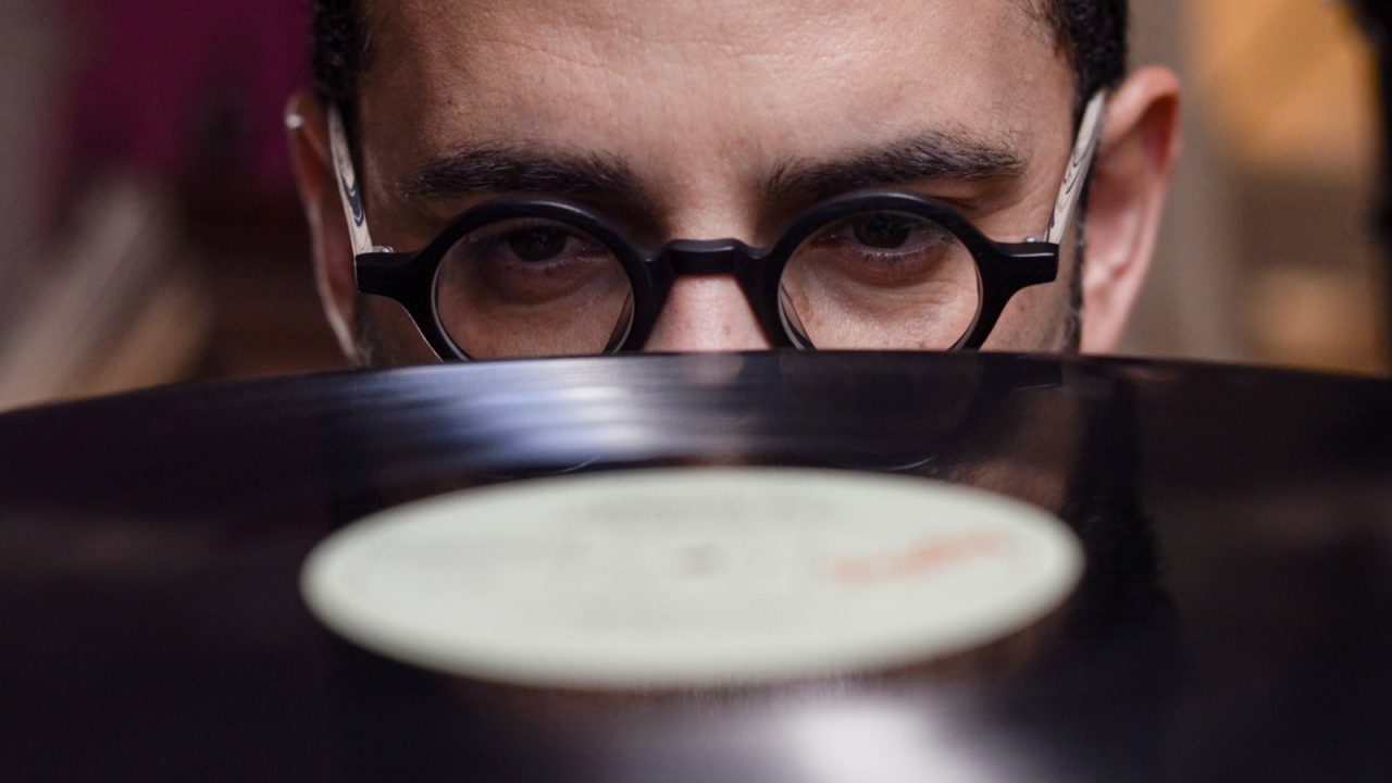 cantor curitibano clipe