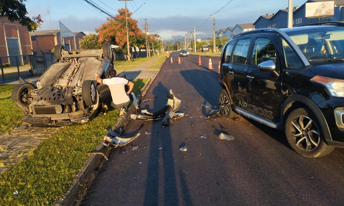 capota-carro-obra-asfalto-cic