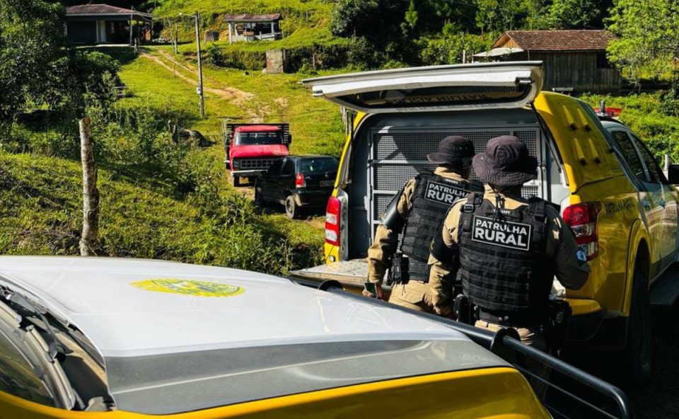 mulher-mantida-carcere-privado-pelo-marido-escreve-e-mail-pedindo-ajuda-salva-policia-rmc-1