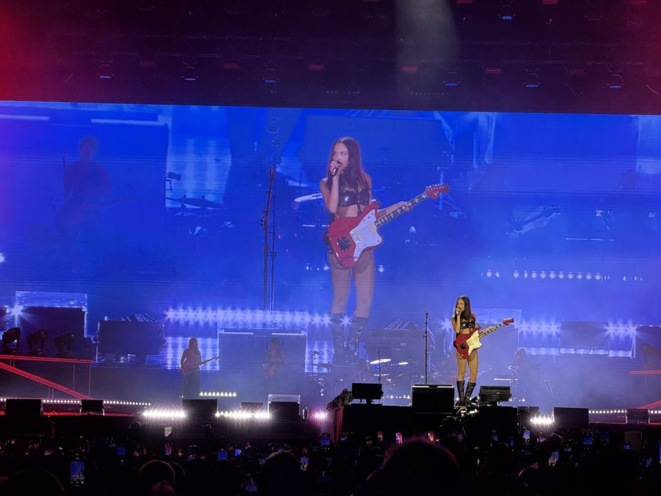 olivia-rodrigo-em-curitiba-foto-lucas-sarzi (11)