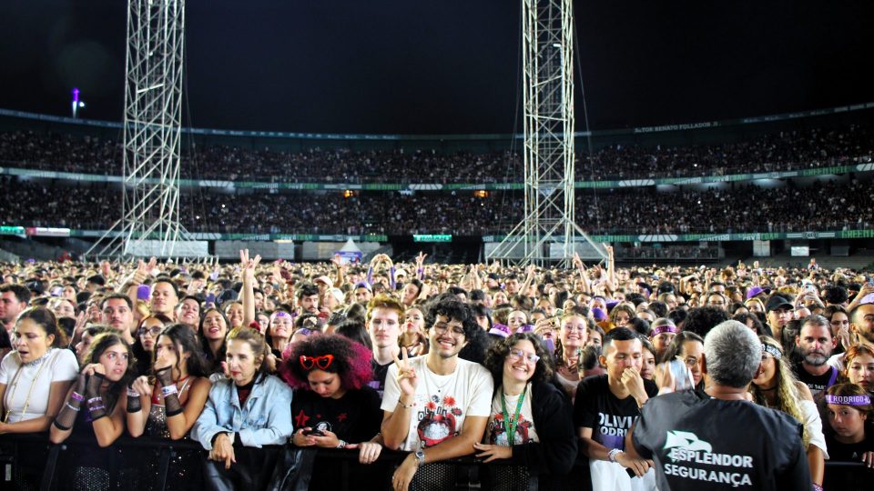 olivia-rodrigo-em-curitiba-foto-lucas-sarzi-texto-1