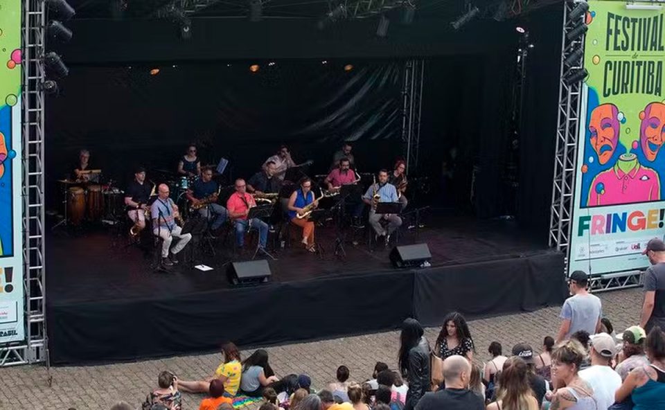 palco-festival-de-curitiba-ruinas-sao-francisco
