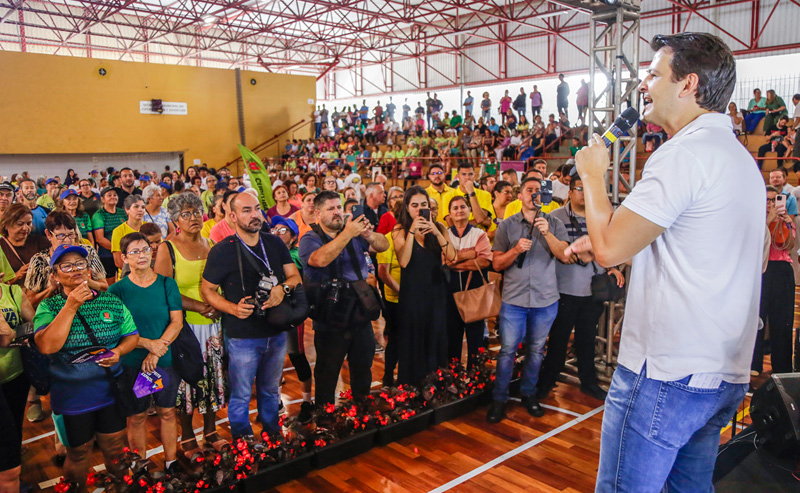 prefeito-lanca-programa-curitiba-mais-mulher-4