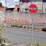 acidente-camera-motociclista-rapaz-ferido-pinheirinho-queda