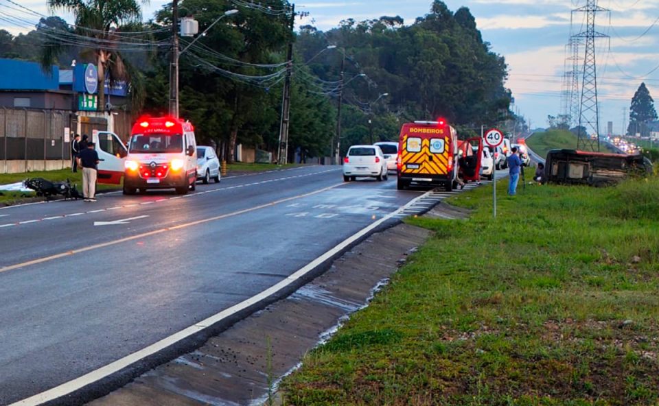 acidente-morte-motociclista-furgao-shopee-curitiba-1