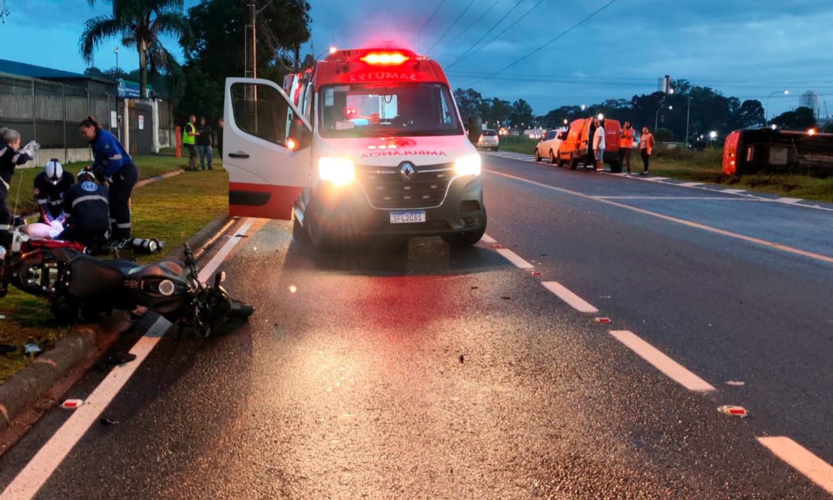 acidente-morte-motociclista-furgao-shopee-curitiba-3