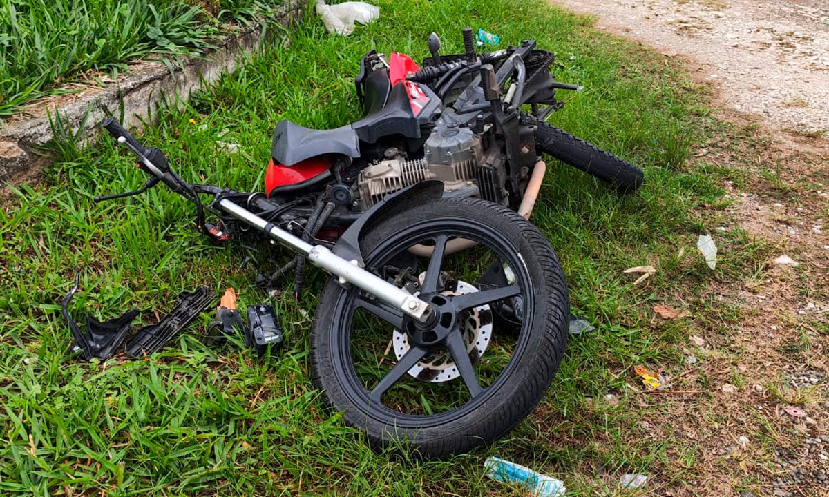 acidente-moto-caminhao-empresa-contorno-norte-tamandare