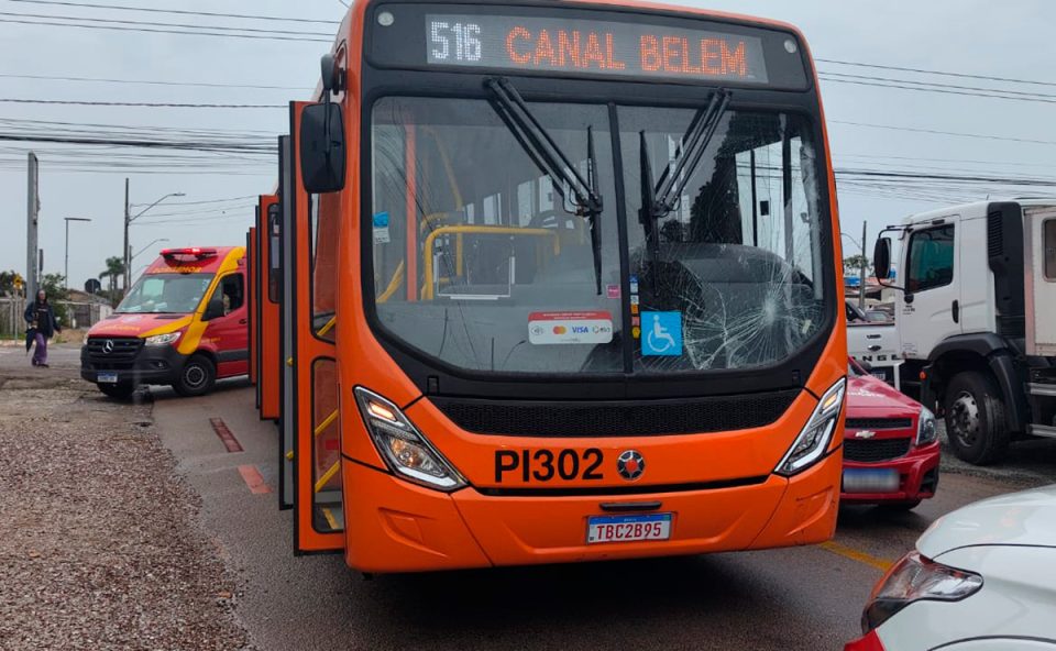 acidente-onibus-canal-belem-uberaba-curitiba