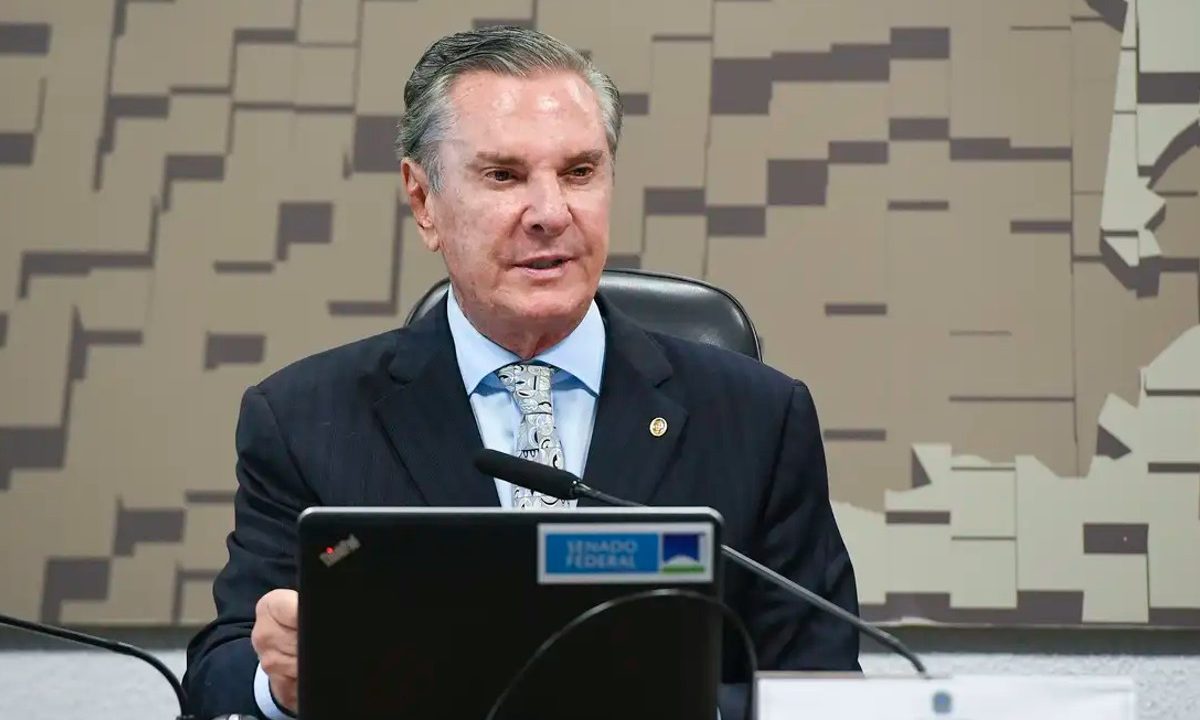 collor-chega-presidio-maceio-e-moraes-determina-detencao-ala-especial