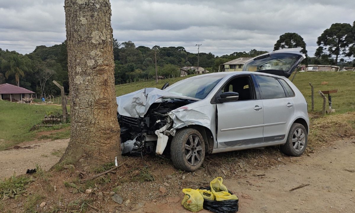 homem-preso-trafico-drogas-apos-bater-carro-arvore-fuga-fazenda-rio-grande