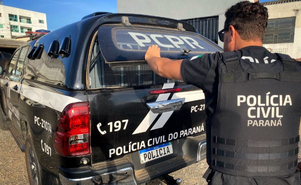 idoso-condenado-22-anos-prisao-estuprar-propria-neta-preso-colombo