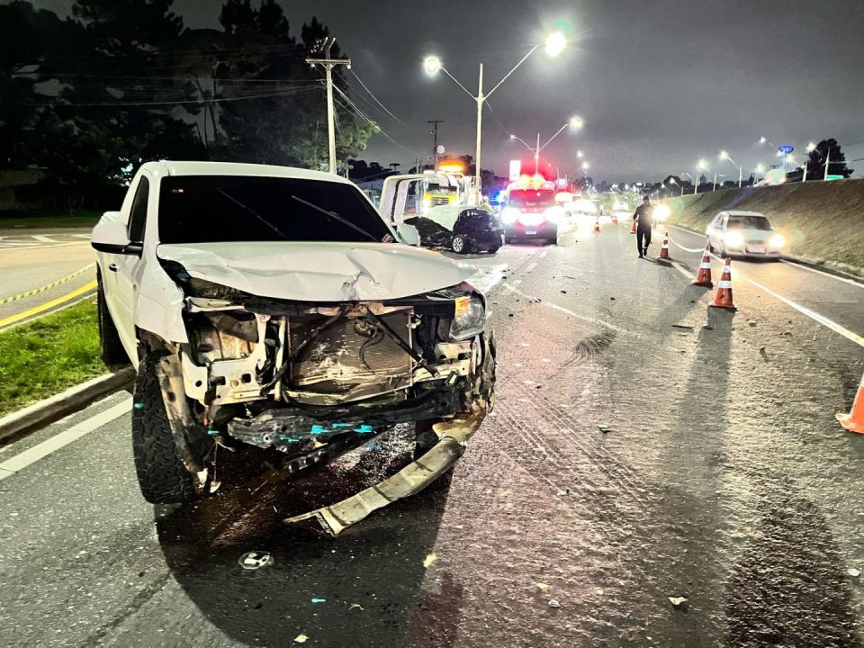 motorista-morre-carro-atingido-caminhonete-br-277-curitiba