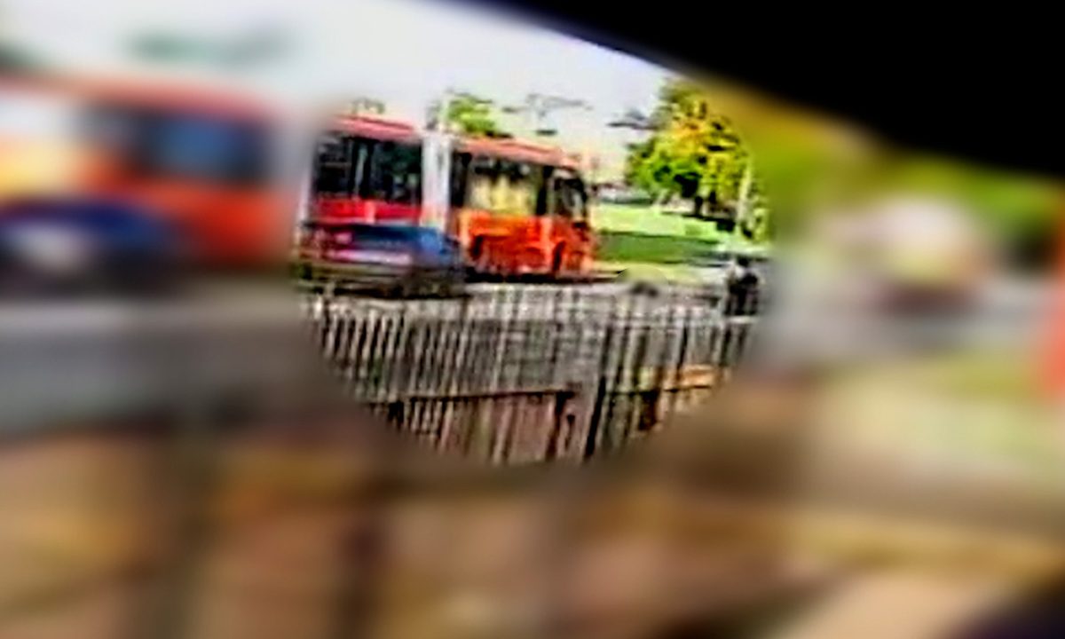 mulher-situacao-de-rua-atropelada-onibus-biarticulado-guaira-camera