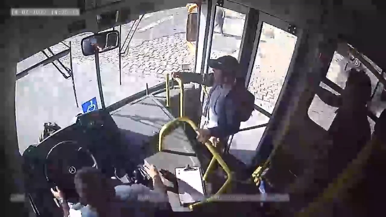 onibus-sitio-cercado