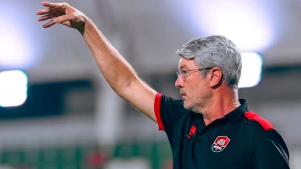 Odair Hellmann, novo técnico do Athletico