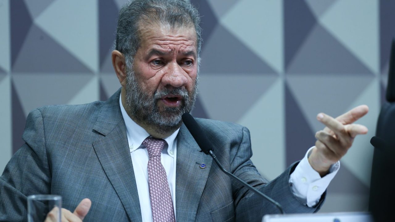 carlos-lupi-3