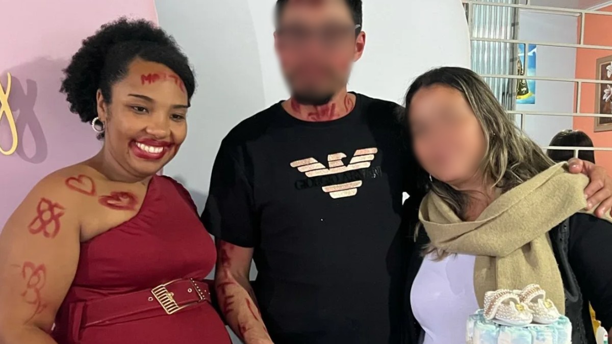 gestante-morre-atropelada-caminhão-correios