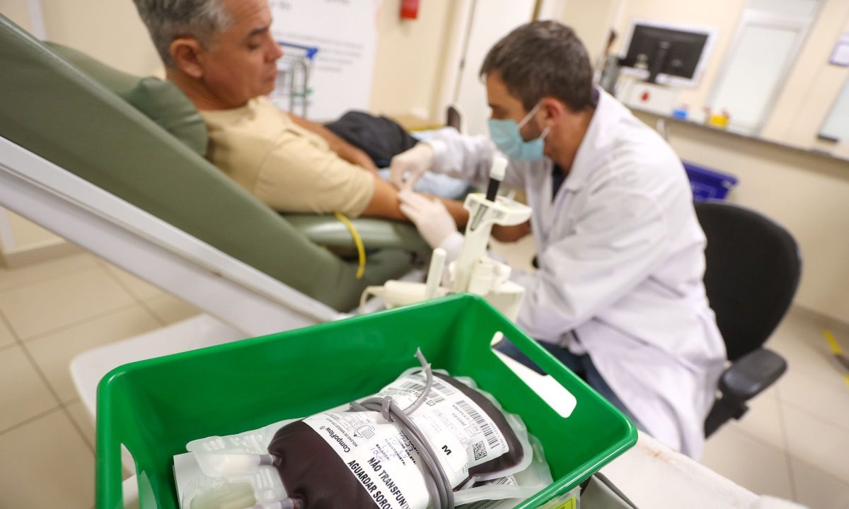 hemepar-curitiba-solicita-doacoes-sangue-com-urgencia