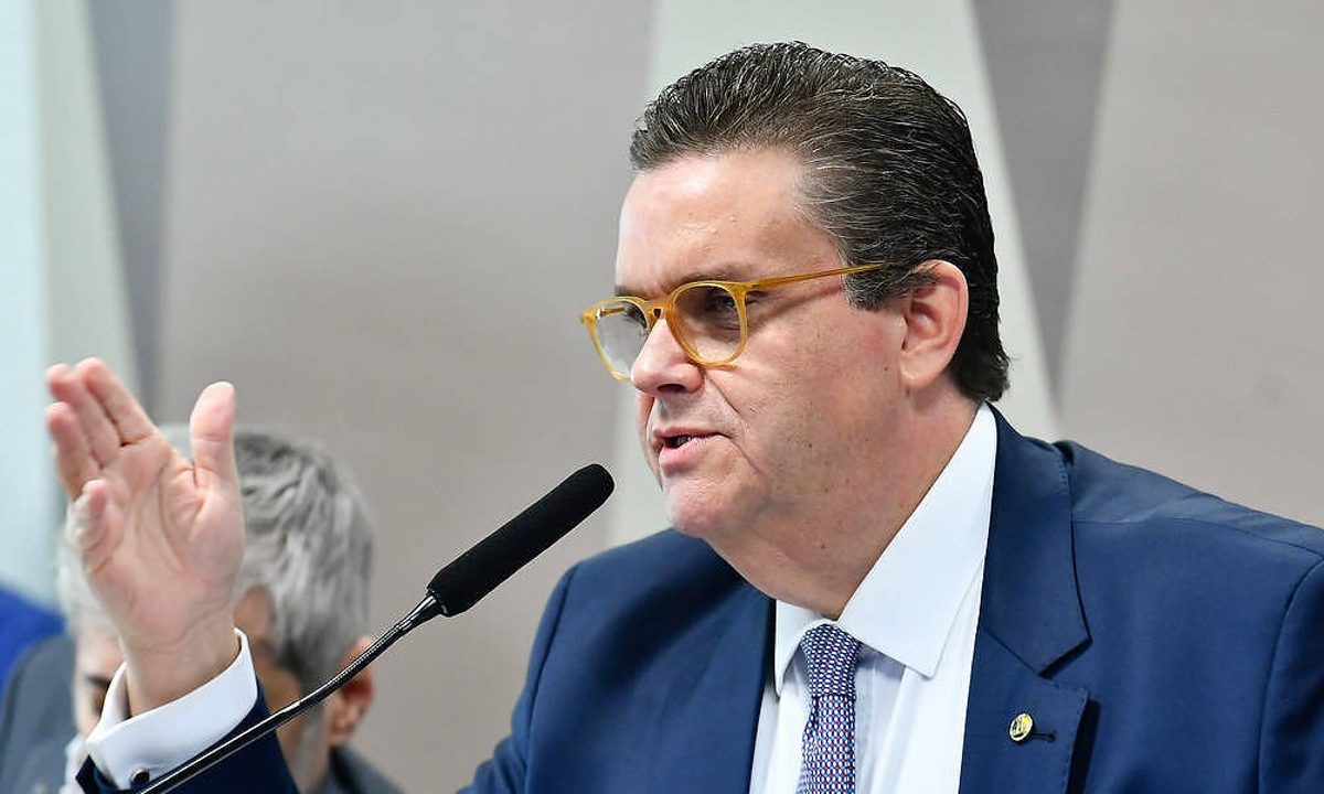 ministro-da-previdencia-bate-boca-moro-denuncia-fraude-inss-2020