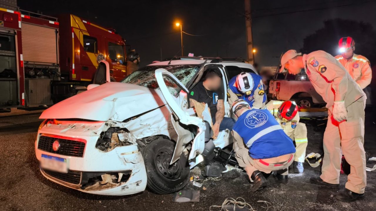 motorista-embriagado-causa-acidente-colombo-2