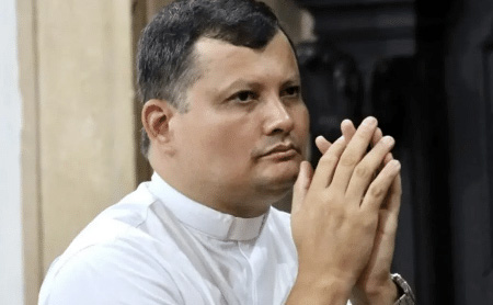 padre-jose-adeilton-da-silva-desaparece-cai-telhado