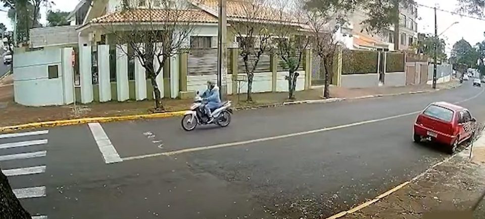 acidente-moto-carro-parana