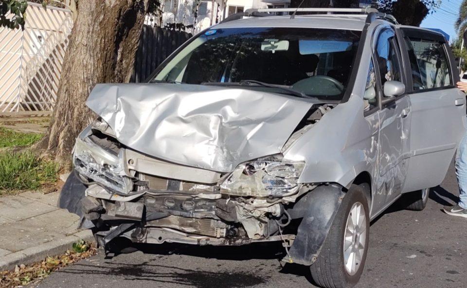acidente-tres-carros-guaira-1