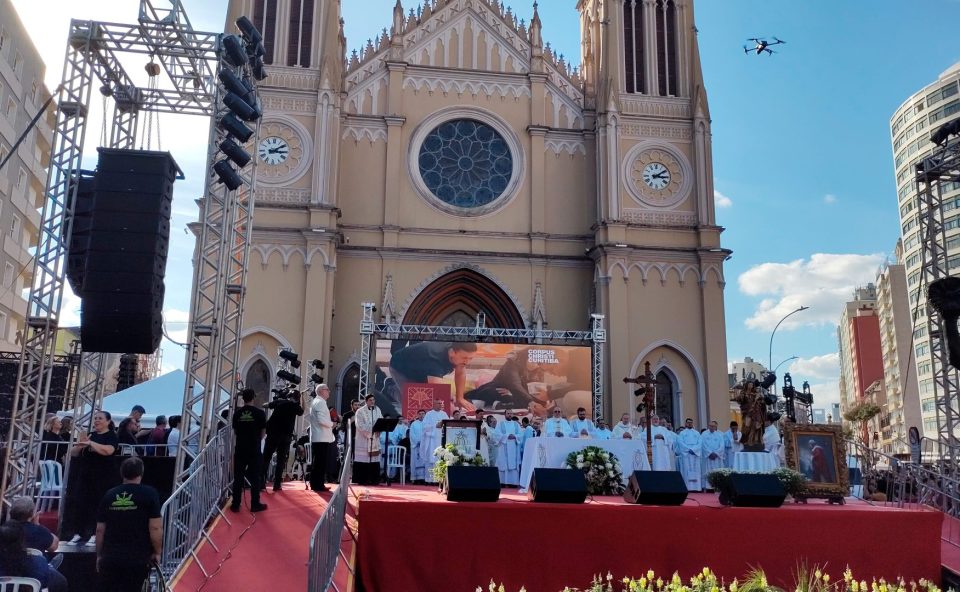 celebracao-corpus-christi-curitiba-2025-foto-kainan-lucas-3